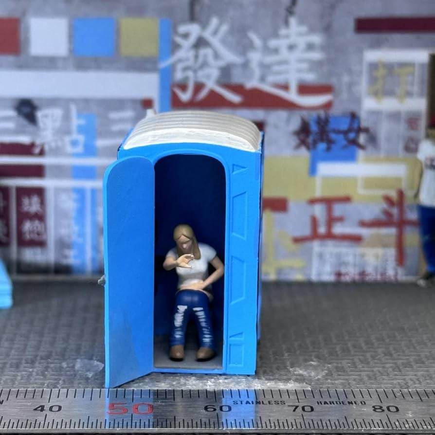 コトリマァク　イルカアーミー　スタンダードサイズ Amazon.co.jp: KS611164 スケール 仮設トイレと女性 セット